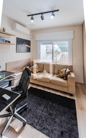 Casa à venda com 230m², 4 quartos e 4 vagas Casa à venda com 230m², 4 quartos e 4 vagasQuarto 3