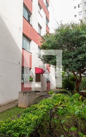 Apartamento para alugar com 44m², 2 quartos e 1 vaga Apartamento para alugar com 44m², 2 quartos e 1 vagaFachada do bloco