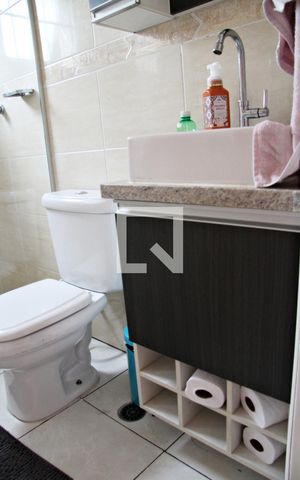 Casa à venda com 150m², 3 quartos e 2 vagasBanheiro social