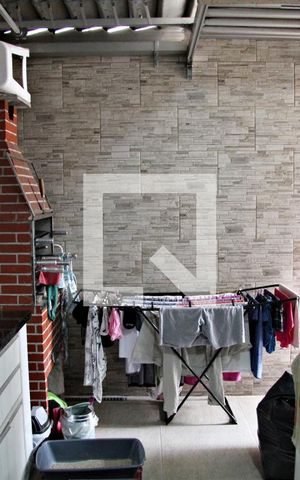 Casa à venda com 150m², 3 quartos e 2 vagasÁrea de Serviço