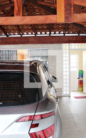Casa à venda com 150m², 3 quartos e 2 vagasGaragem