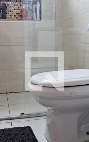 Casa à venda com 150m², 3 quartos e 2 vagasBanheiro social