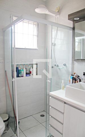 Casa à venda com 150m², 3 quartos e 2 vagasBanheiro da Suíte