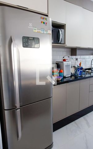 Apartamento à venda com 76m², 2 quartos e 1 vaga Apartamento à venda com 76m², 2 quartos e 1 vagaCozinha