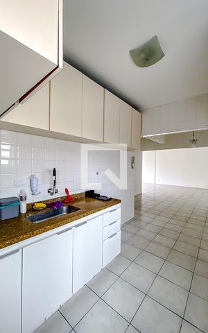 Apartamento para alugar com 120m², 3 quartos e sem vagaCozinha