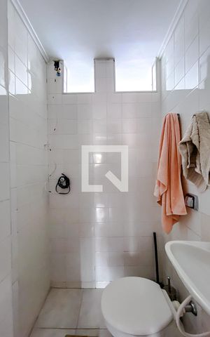 Apartamento para alugar com 120m², 3 quartos e sem vagaBanheiro
