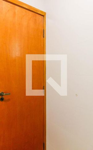 Casa à venda com 92m², 3 quartos e 2 vagas Casa à venda com 92m², 3 quartos e 2 vagasBanheiro Social