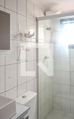 Apartamento para alugar com 48m², 2 quartos e 1 vaga Apartamento para alugar com 48m², 2 quartos e 1 vagaBanheiro