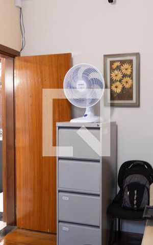 Casa para alugar com 291m², 5 quartos e 4 vagas Casa para alugar com 291m², 5 quartos e 4 vagasEscritório
