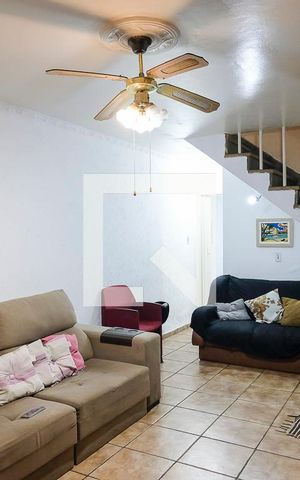 Casa à venda com 380m², 3 quartos e 2 vagasSala