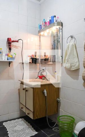 Casa à venda com 380m², 3 quartos e 2 vagasBanheiro da suíte 1