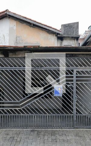 Casa à venda com 380m², 3 quartos e 2 vagasFachada