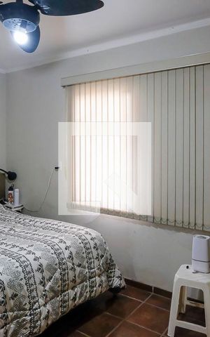Casa à venda com 380m², 3 quartos e 2 vagasSuíte 1
