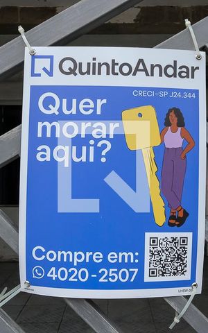 Casa à venda com 380m², 3 quartos e 2 vagasFachada