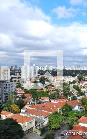Apartamento à venda com 111m², 2 quartos e 2 vagasVista da Rua