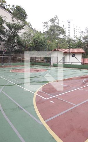 Apartamento à venda com 75m², 2 quartos e 1 vaga Apartamento à venda com 75m², 2 quartos e 1 vagaQuadra