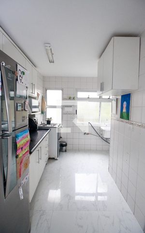 Apartamento à venda com 75m², 2 quartos e 1 vagaCozinha