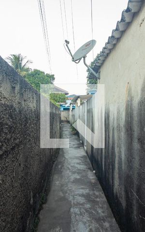 Casa para alugar com 50m², 1 quarto e sem vaga Casa para alugar com 50m², 1 quarto e sem vagaEntrada