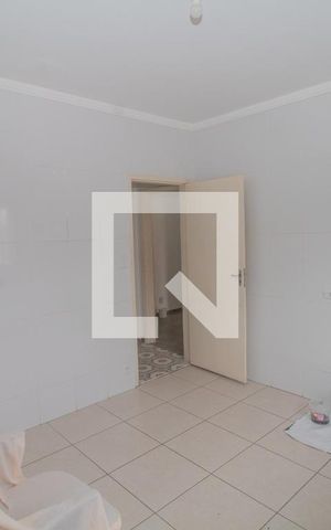 Casa à venda com 200m², 2 quartos e 3 vagas Casa à venda com 200m², 2 quartos e 3 vagasCozinha - Casa 2