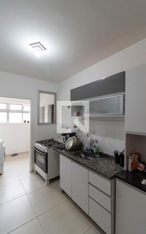 Apartamento à venda com 71m², 2 quartos e 1 vaga Apartamento à venda com 71m², 2 quartos e 1 vagaCozinha