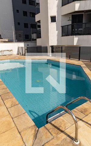 Apartamento à venda com 72m², 3 quartos e 1 vagaPiscina