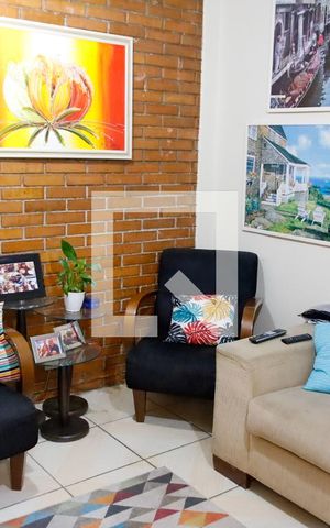 Casa à venda com 260m², 3 quartos e sem vaga Casa à venda com 260m², 3 quartos e sem vagasala