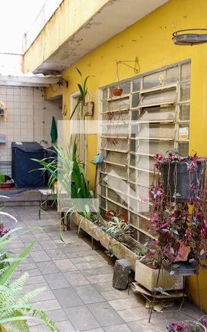 Casa à venda com 260m², 3 quartos e sem vaga Casa à venda com 260m², 3 quartos e sem vagaÁrea comum
