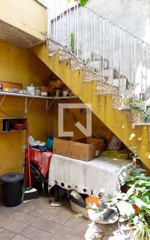 Casa à venda com 260m², 3 quartos e sem vaga Casa à venda com 260m², 3 quartos e sem vagaÁrea comum
