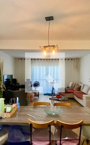 Casa à venda com 346m², 3 quartos e 4 vagas Casa à venda com 346m², 3 quartos e 4 vagasSala de Jantar