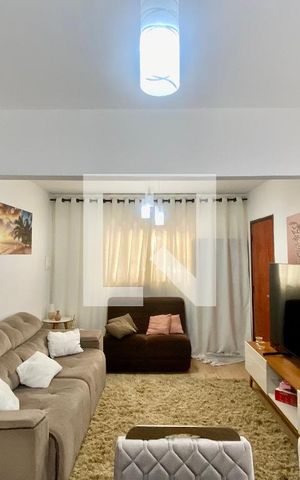 Casa à venda com 346m², 3 quartos e 4 vagas Casa à venda com 346m², 3 quartos e 4 vagasSala 1