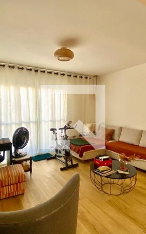 Casa à venda com 346m², 3 quartos e 4 vagas Casa à venda com 346m², 3 quartos e 4 vagasSala 2