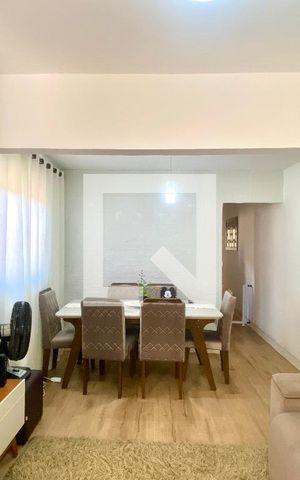 Casa à venda com 346m², 3 quartos e 4 vagas Casa à venda com 346m², 3 quartos e 4 vagasSala 1