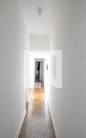 Casa à venda com 232m², 6 quartos e 1 vagaCorredor Casa 2