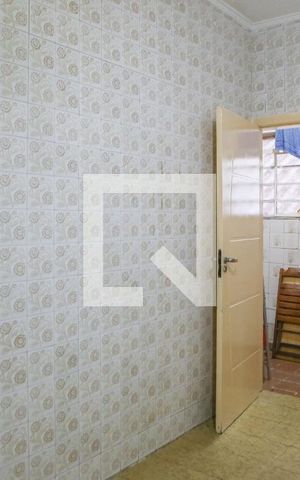 Apartamento à venda com 52m², 2 quartos e sem vaga Apartamento à venda com 52m², 2 quartos e sem vagaCozinha e Área de Serviço