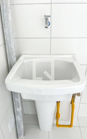 Apartamento para alugar com 34m², 2 quartos e sem vaga Apartamento para alugar com 34m², 2 quartos e sem vagaÁrea de Serviço