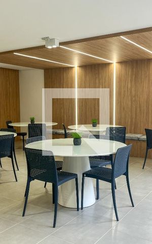 Apartamento para alugar com 34m², 2 quartos e sem vaga Apartamento para alugar com 34m², 2 quartos e sem vagaÁrea comum - Salão de festas