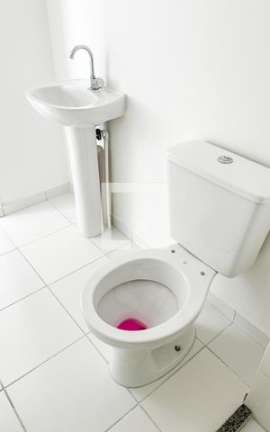 Apartamento para alugar com 34m², 2 quartos e sem vaga Apartamento para alugar com 34m², 2 quartos e sem vagaBanheiro