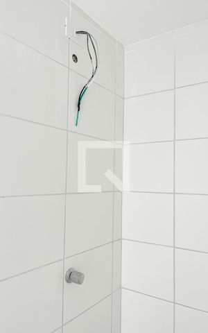 Apartamento para alugar com 34m², 2 quartos e sem vaga Apartamento para alugar com 34m², 2 quartos e sem vagaBanheiro