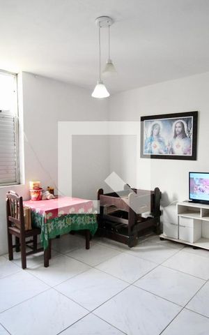 Apartamento para alugar com 80m², 3 quartos e sem vaga Apartamento para alugar com 80m², 3 quartos e sem vagaSala