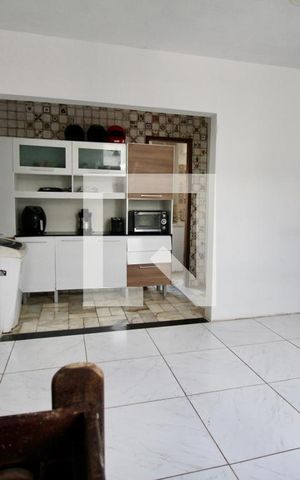 Apartamento para alugar com 80m², 3 quartos e sem vaga Apartamento para alugar com 80m², 3 quartos e sem vagaSala