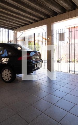 Casa à venda com 160m², 2 quartos e 2 vagasGaragem