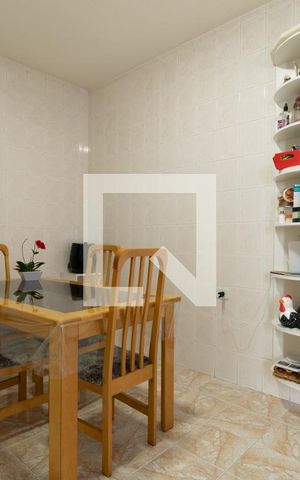 Casa à venda com 160m², 2 quartos e 2 vagasCozinha