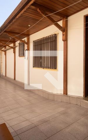 Casa à venda com 160m², 2 quartos e 2 vagasQuintal
