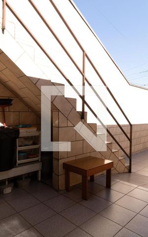 Casa à venda com 160m², 2 quartos e 2 vagasQuintal