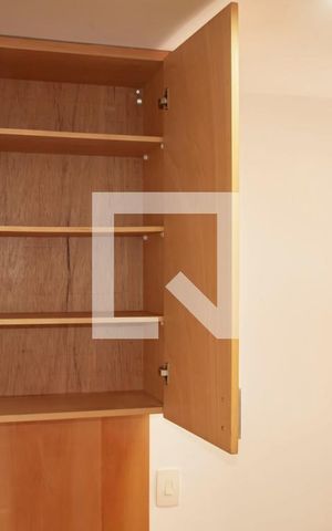 Apartamento à venda com 75m², 3 quartos e 1 vaga Apartamento à venda com 75m², 3 quartos e 1 vagaEscritório