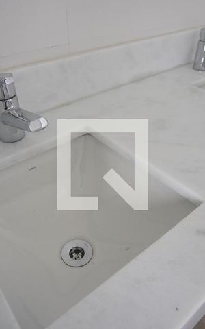 Apartamento à venda com 153m², 2 quartos e 2 vagasBanheiro da Suíte 1