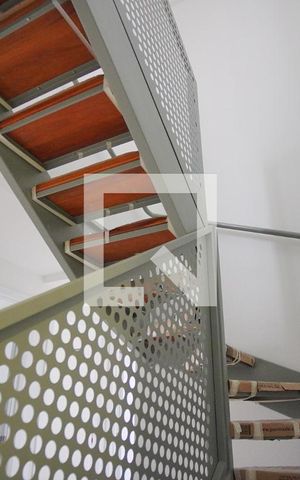 Apartamento à venda com 126m², 3 quartos e 2 vagasEscada para cobertura