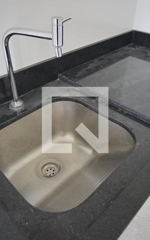 Apartamento à venda com 44m², 1 quarto e 1 vagaCozinha - Torneira