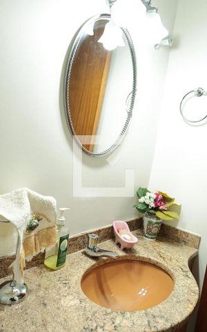 Apartamento à venda com 198m², 3 quartos e 2 vagasBanheiro 2