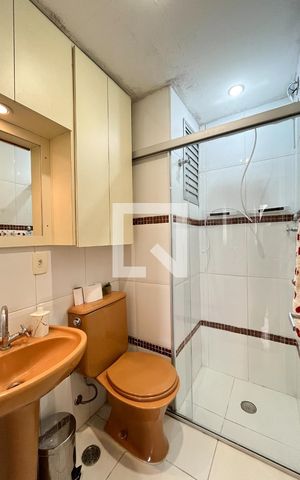 Apartamento à venda com 60m², 3 quartos e 1 vaga Apartamento à venda com 60m², 3 quartos e 1 vagaBanheiro Corredor